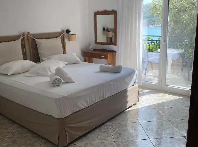 Petra Mare Apartments